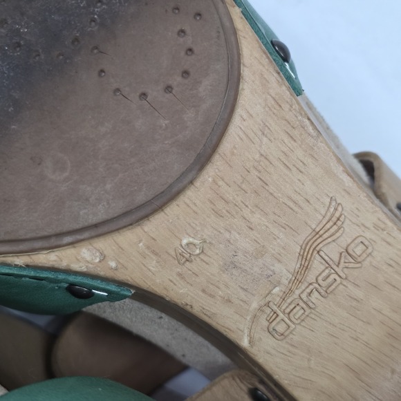 Dansko Thea Wooden Sandals Size 40 US 9 Green Tan Leather Clogs Mary Jane Heels - Picture 4 of 9